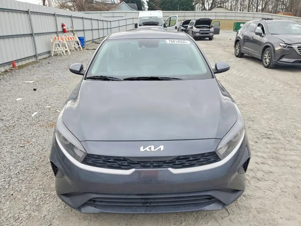 2024 KIA FORTE LX  