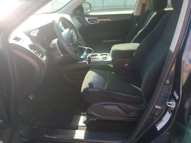 2016 NISSAN PATHFINDER S  