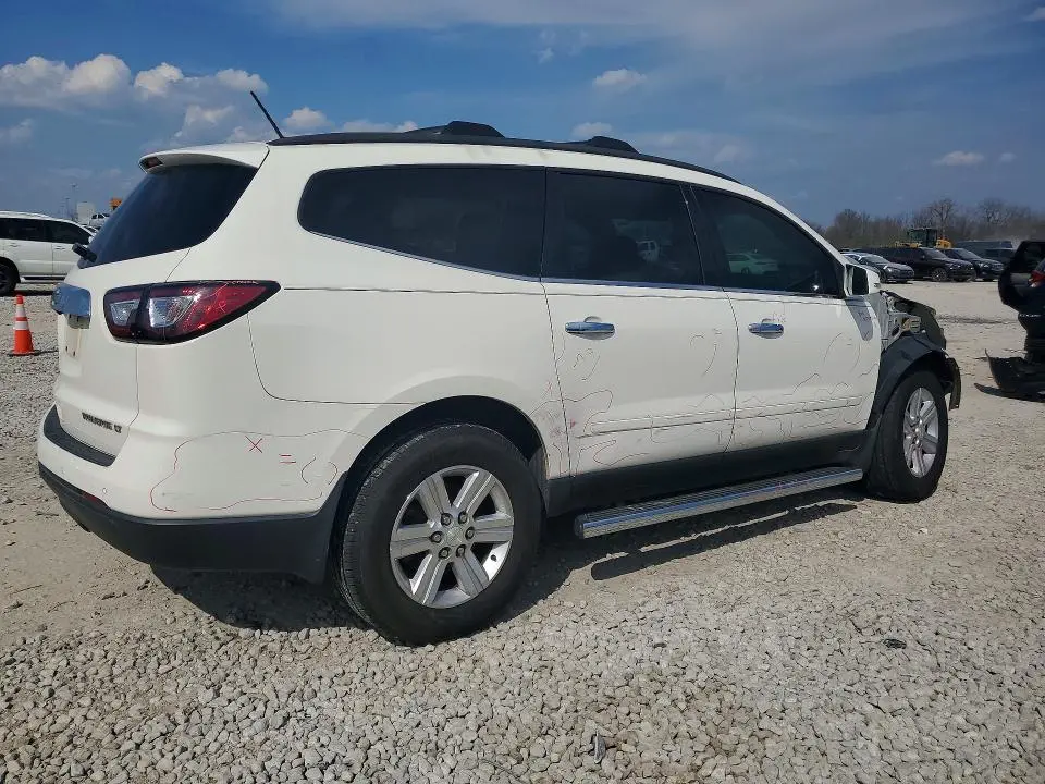 2014 CHEVROLET TRAVERSE LT  