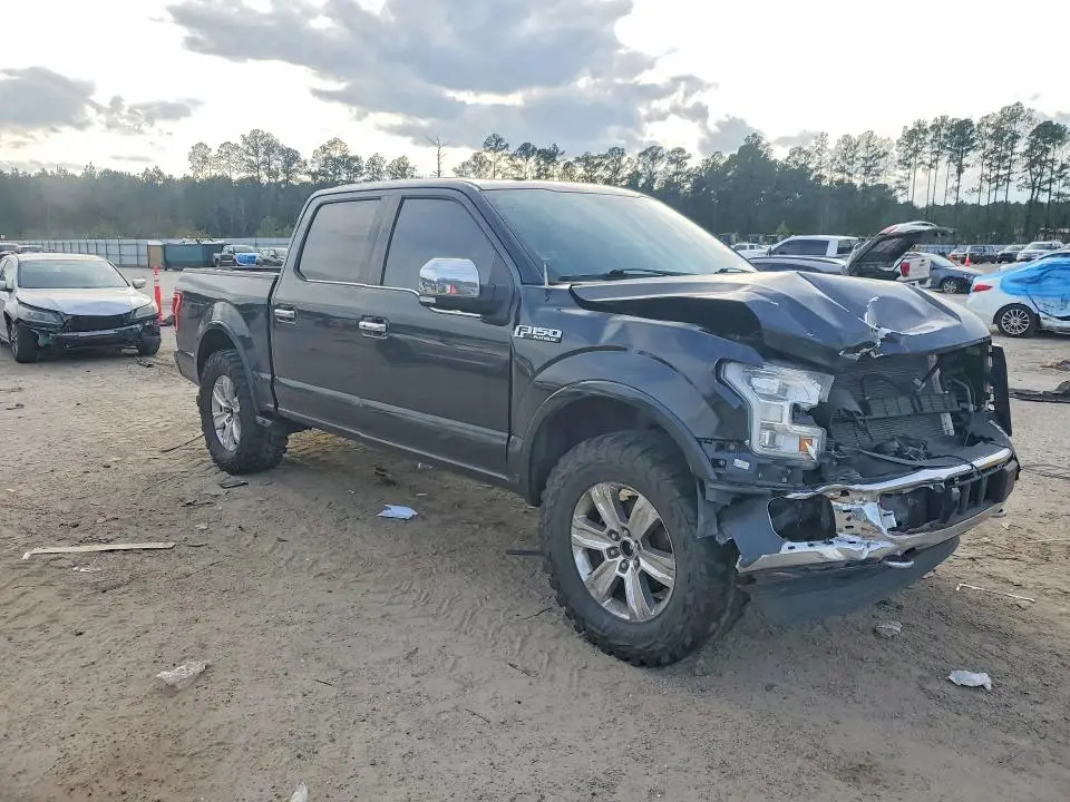 2015 FORD F150 SUPERCREW  