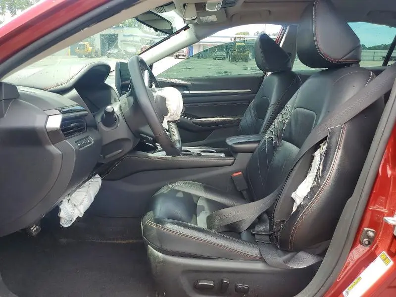 2023 NISSAN ALTIMA SR   