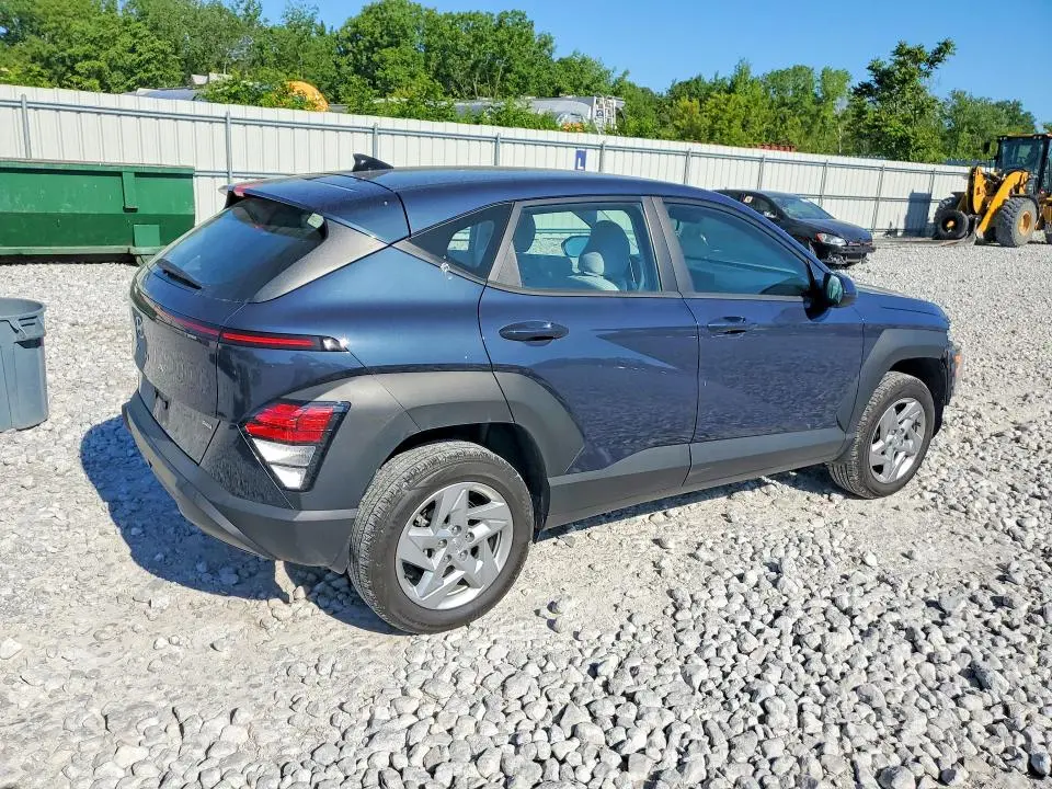 2024 HYUNDAI KONA SE  