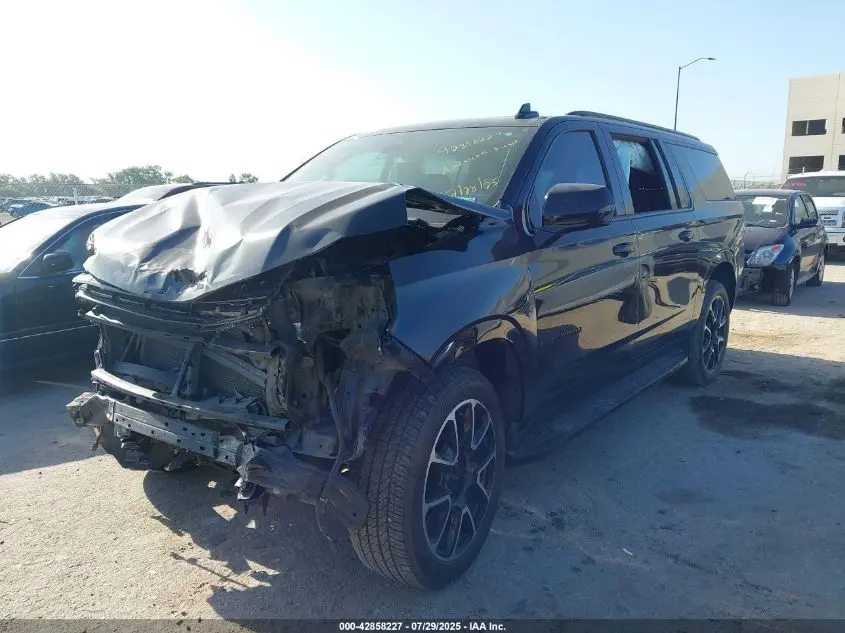 2022 CHEVROLET SUBURBAN 2WD RST