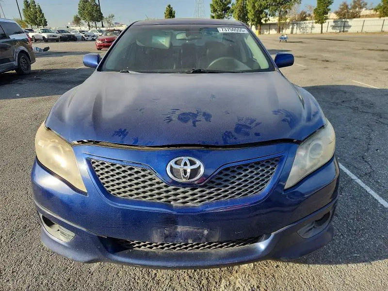 2011 TOYOTA CAMRY BASE  