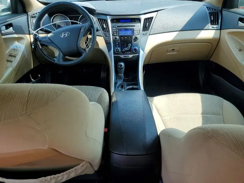 2012 HYUNDAI SONATA GLS  