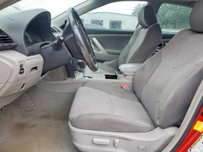 2011 TOYOTA CAMRY SE  