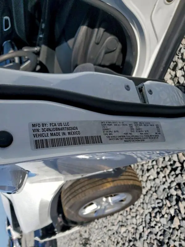 2024 JEEP COMPASS LATITUDE  