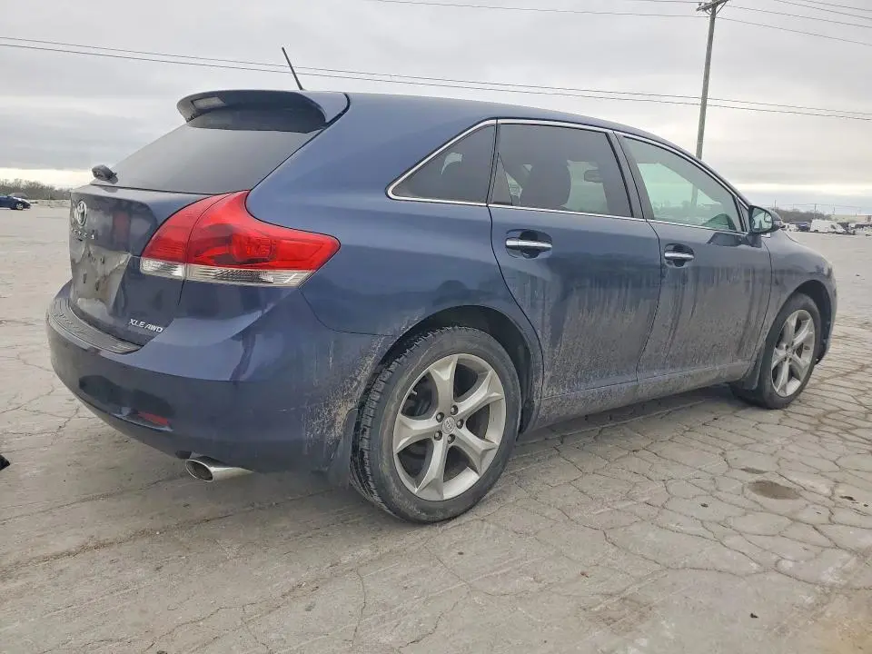 2015 TOYOTA VENZA XLE  
