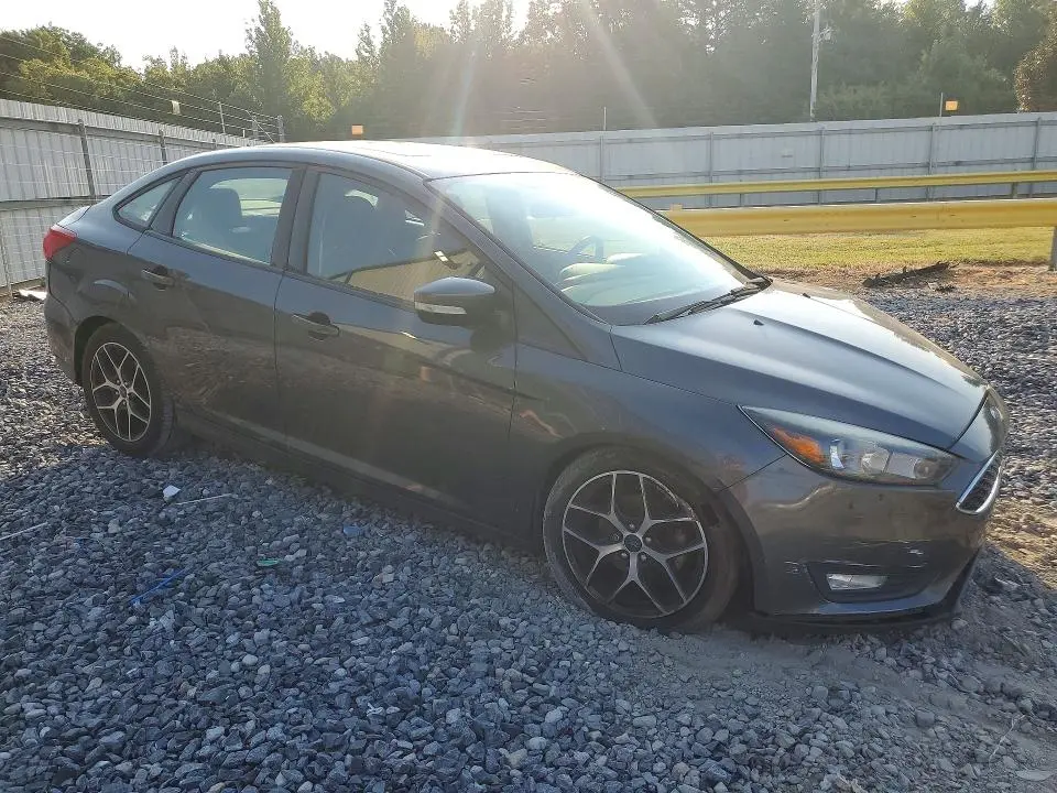 2017 FORD FOCUS SEL  
