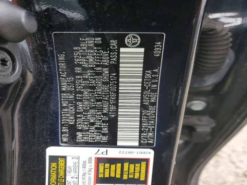 2015 TOYOTA CAMRY SE  