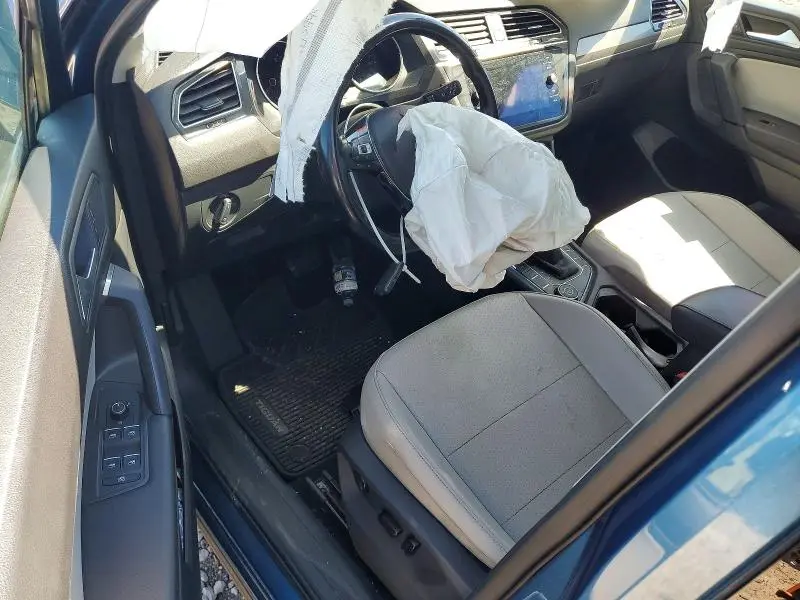 2019 VOLKSWAGEN TIGUAN SE  