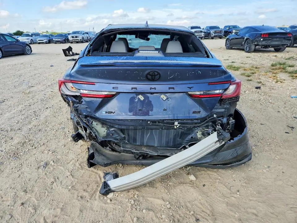2026 TOYOTA CAMRY SE  