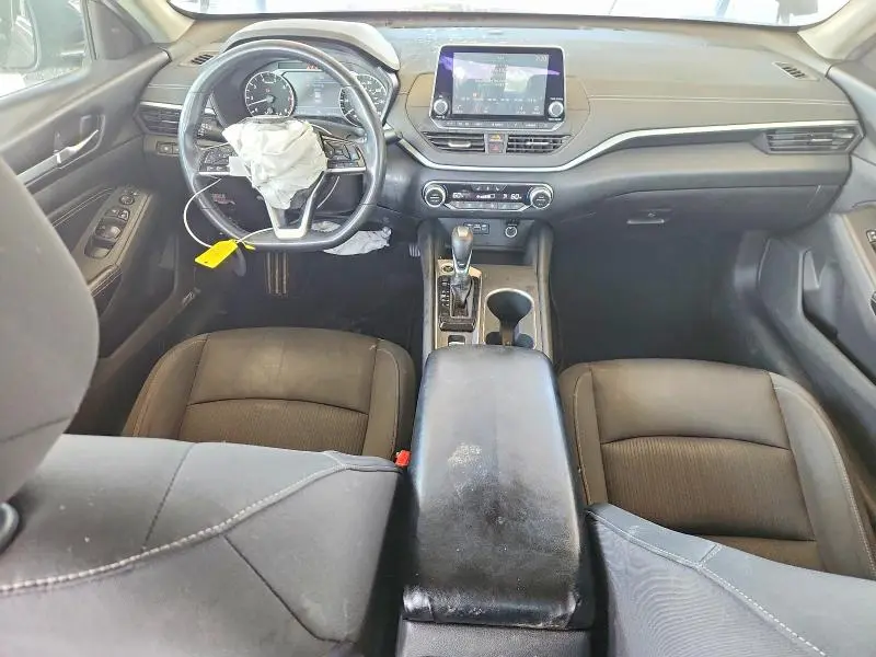 2019 NISSAN ALTIMA SV  