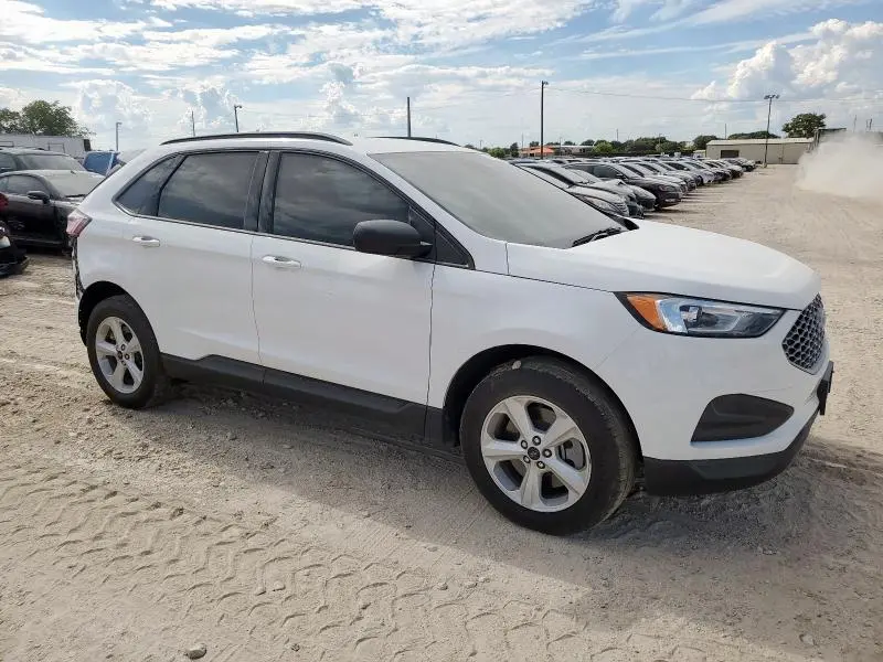 2024 FORD EDGE SE  