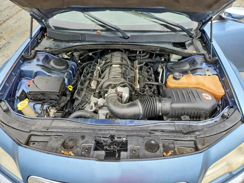 2011 CHRYSLER 300C   