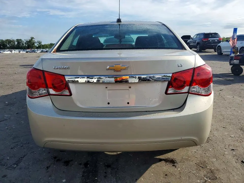 2015 CHEVROLET CRUZE LT  