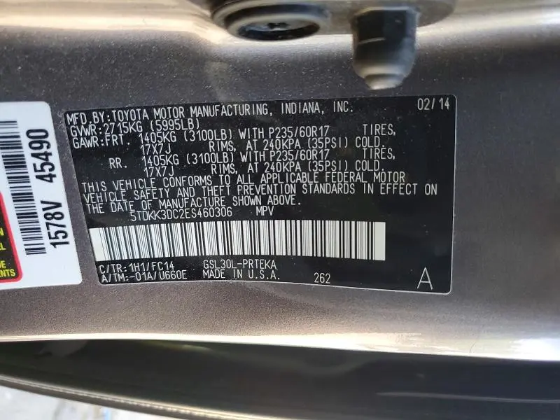 2014 TOYOTA SIENNA LE 8-PASSENGER  
