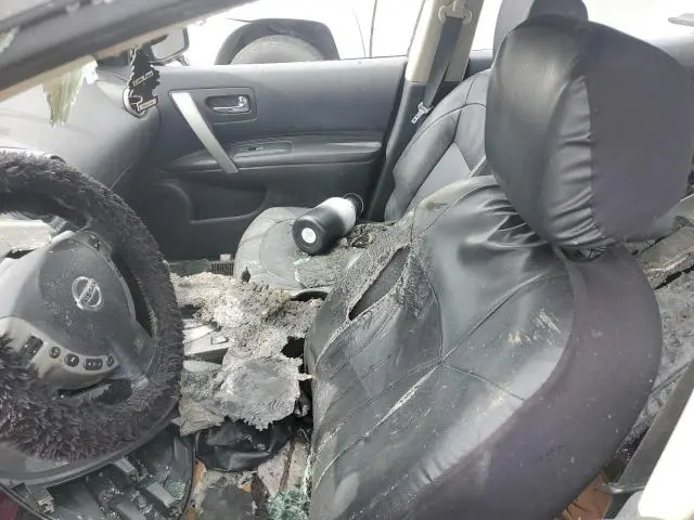 2010 NISSAN ROGUE S