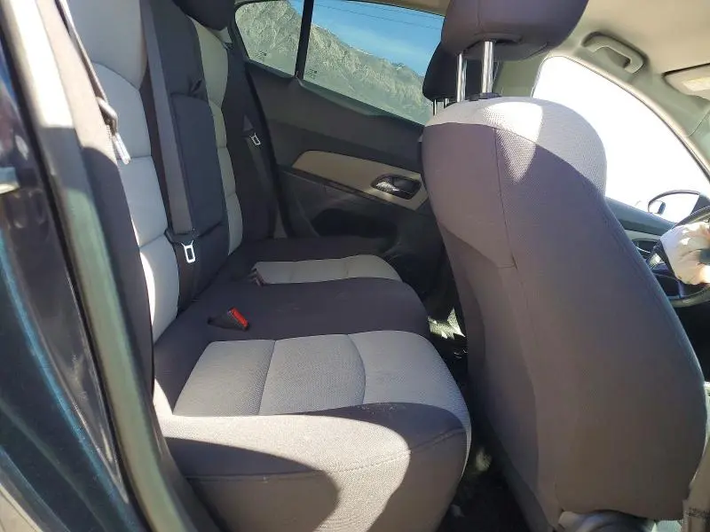 2014 CHEVROLET CRUZE LS  