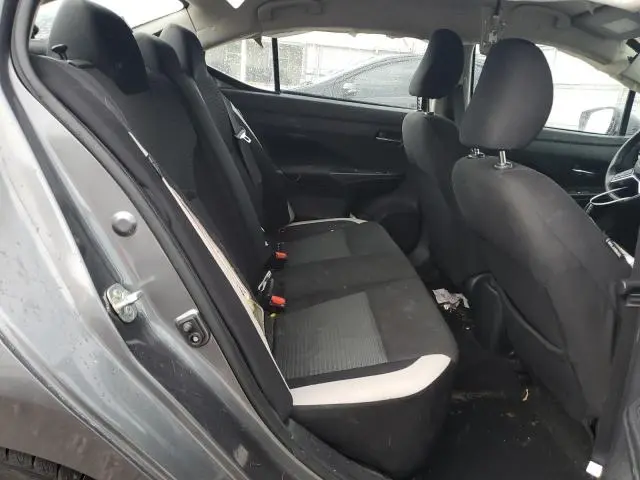 2021 NISSAN VERSA SV  