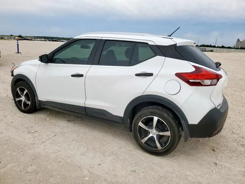 2018 NISSAN KICKS S  