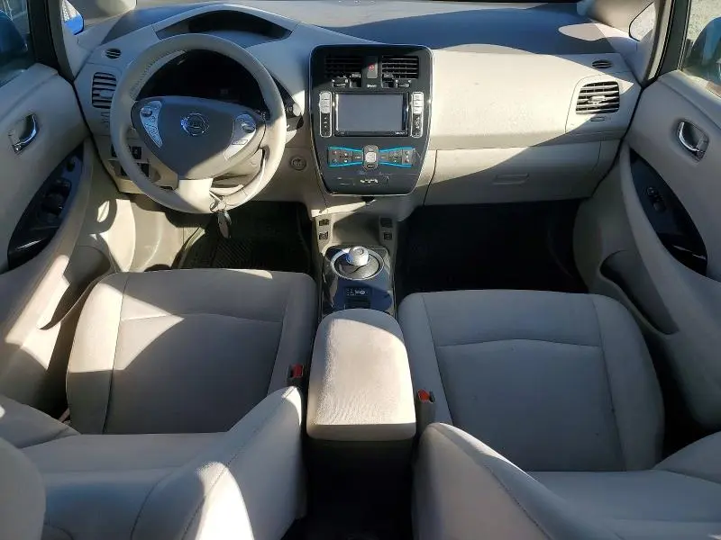 2012 NISSAN LEAF SV  