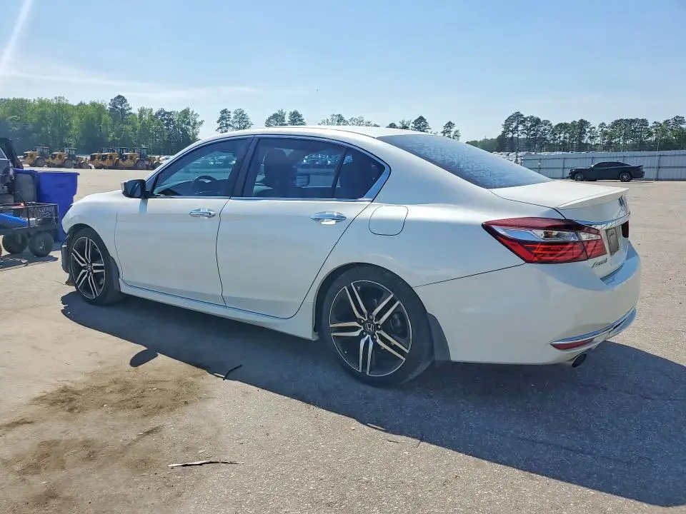 2017 HONDA ACCORD SPORT  