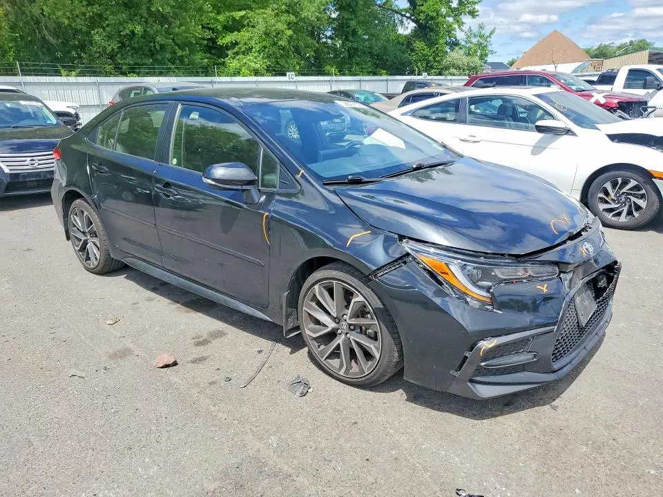 2022 TOYOTA COROLLA SE  