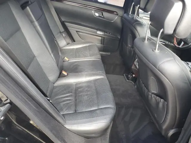 2013 MERCEDES-BENZ S 550  