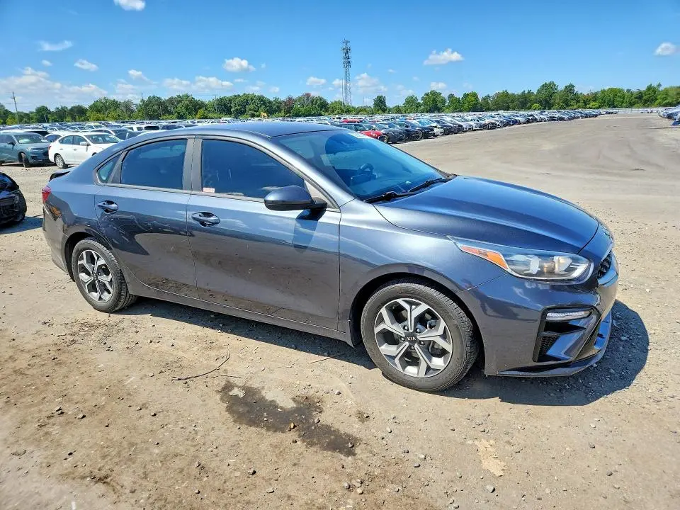 2019 KIA FORTE LXS  