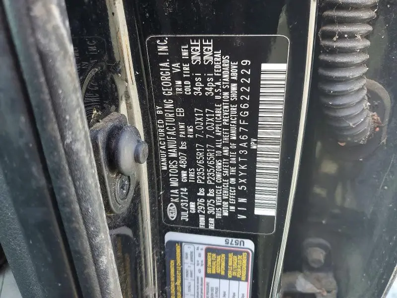 2015 KIA SORENTO LX  
