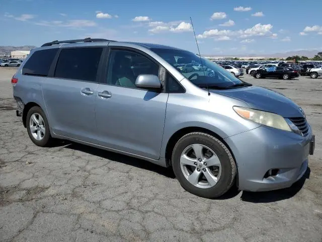 2012 TOYOTA SIENNA LE  