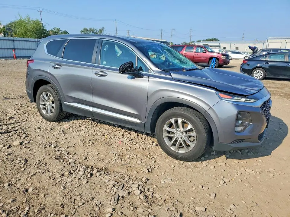 2019 HYUNDAI SANTA FE SE  