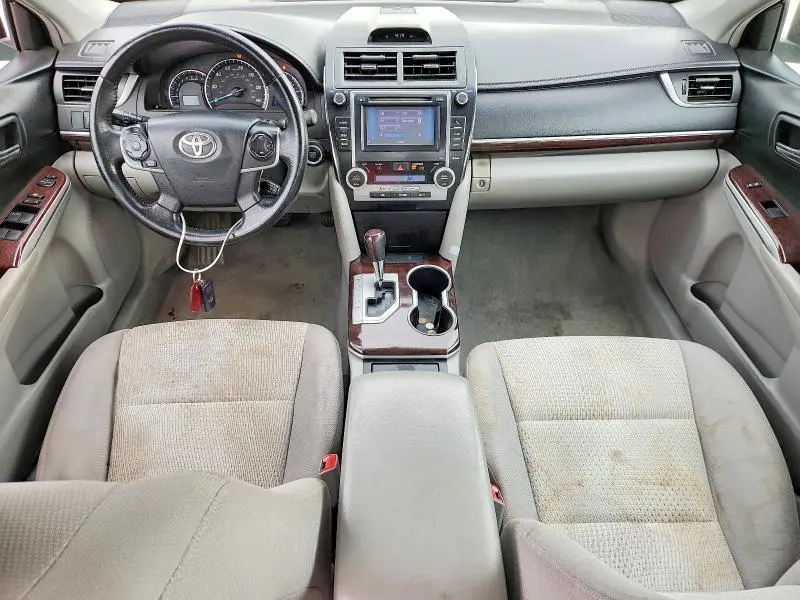 2014 TOYOTA CAMRY XLE  