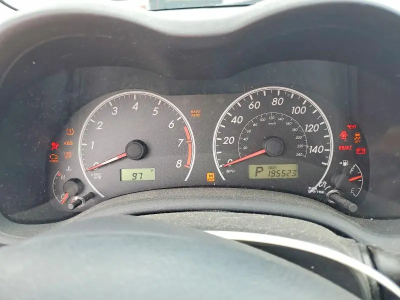 2013 TOYOTA COROLLA LE  
