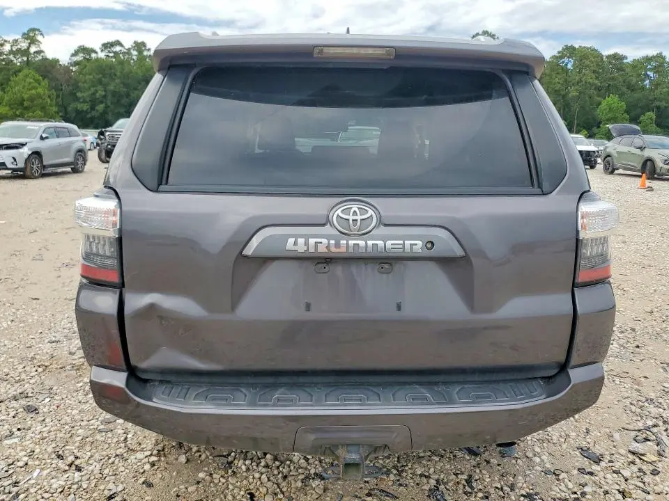 2017 TOYOTA 4RUNNER SR5  