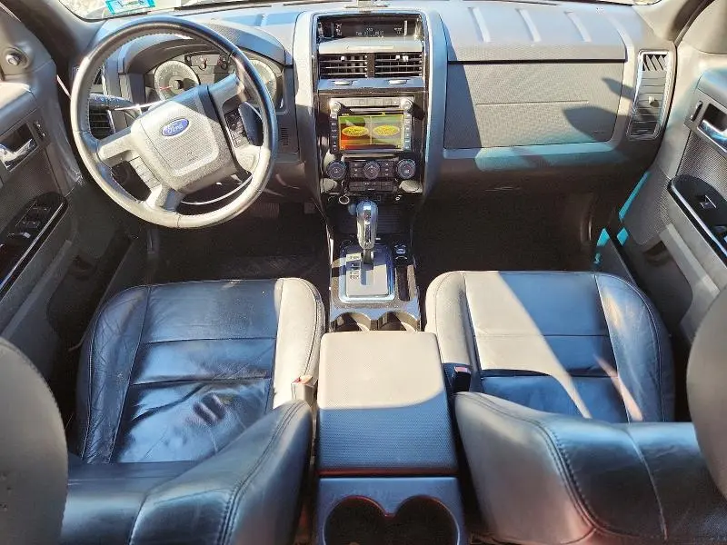 2010 FORD ESCAPE LIMITED  