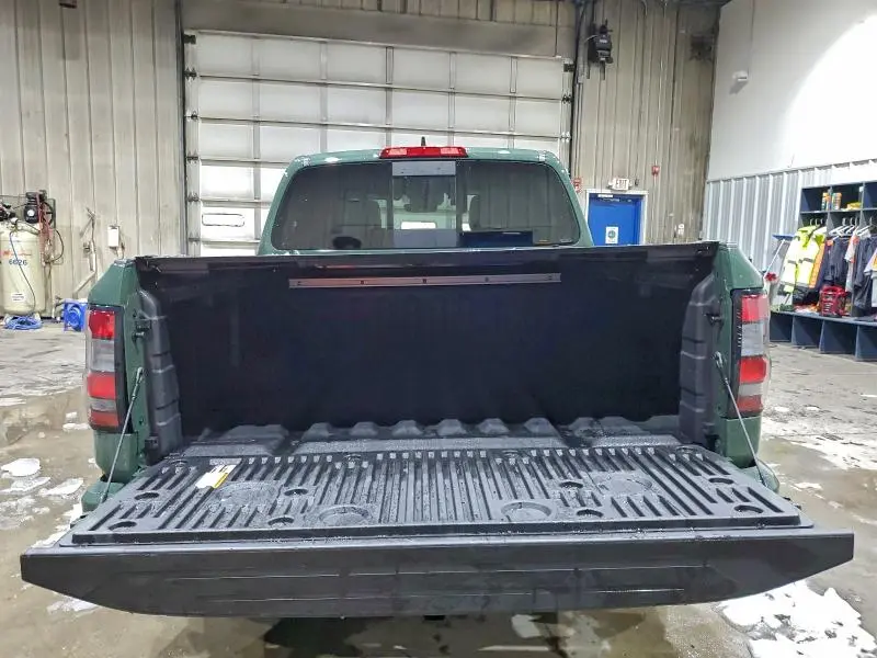 2024 NISSAN FRONTIER S  