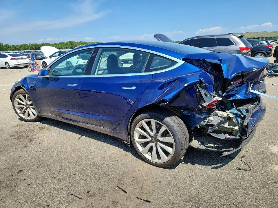2018 TESLA MODEL 3   