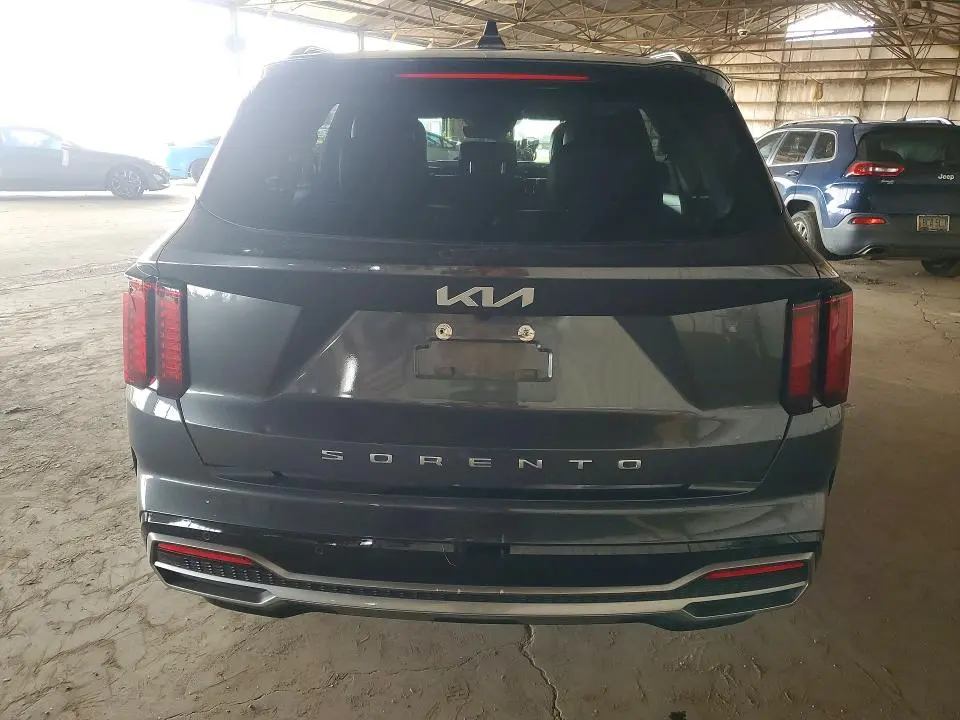 2022 KIA SORENTO S  