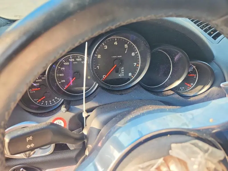 2016 PORSCHE CAYENNE   