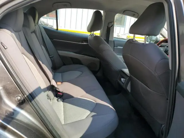 2019 TOYOTA CAMRY LE  