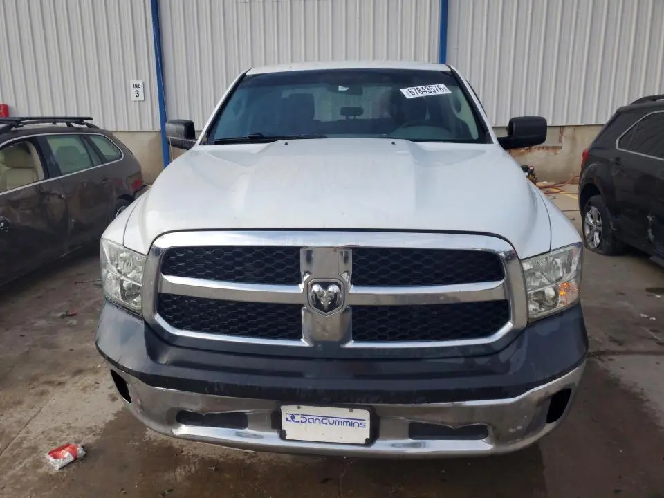 2015 RAM 1500 ST  