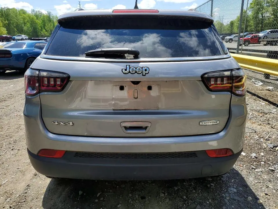 2022 JEEP COMPASS LATITUDE  