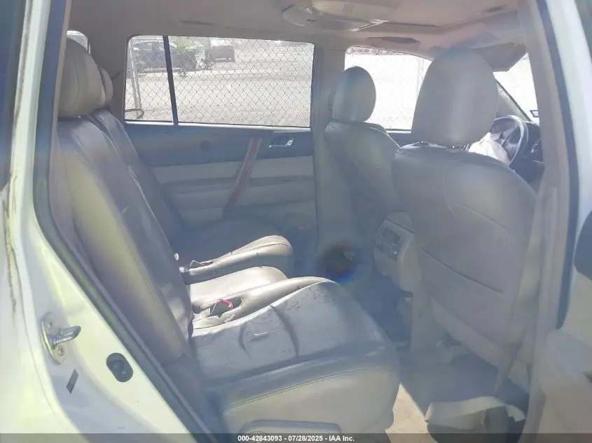 2010 TOYOTA HIGHLANDER LIMITED V6