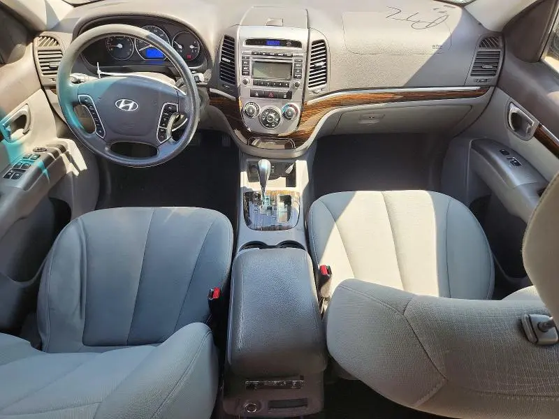 2011 HYUNDAI SANTA FE GLS  