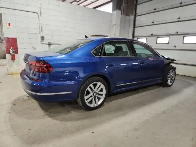 2017 VOLKSWAGEN PASSAT SE  