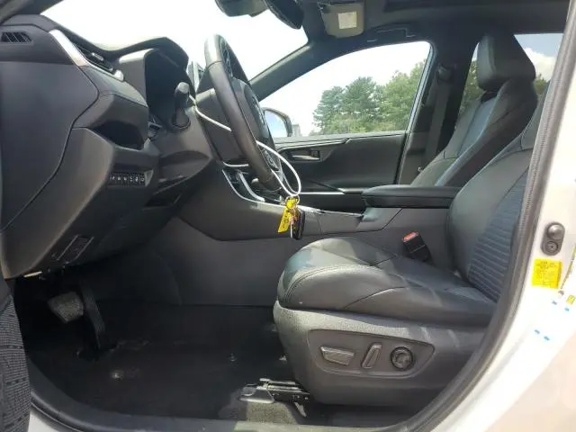 2022 TOYOTA RAV4 XSE  