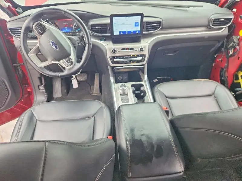 2021 FORD EXPLORER XLT  