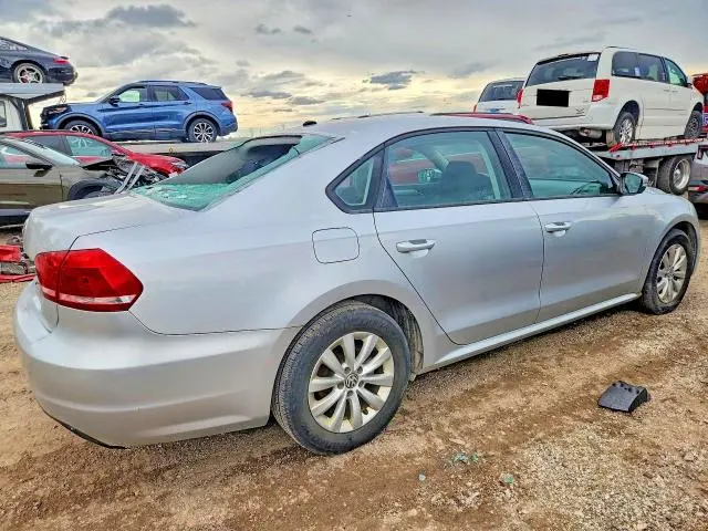 2012 VOLKSWAGEN PASSAT S  